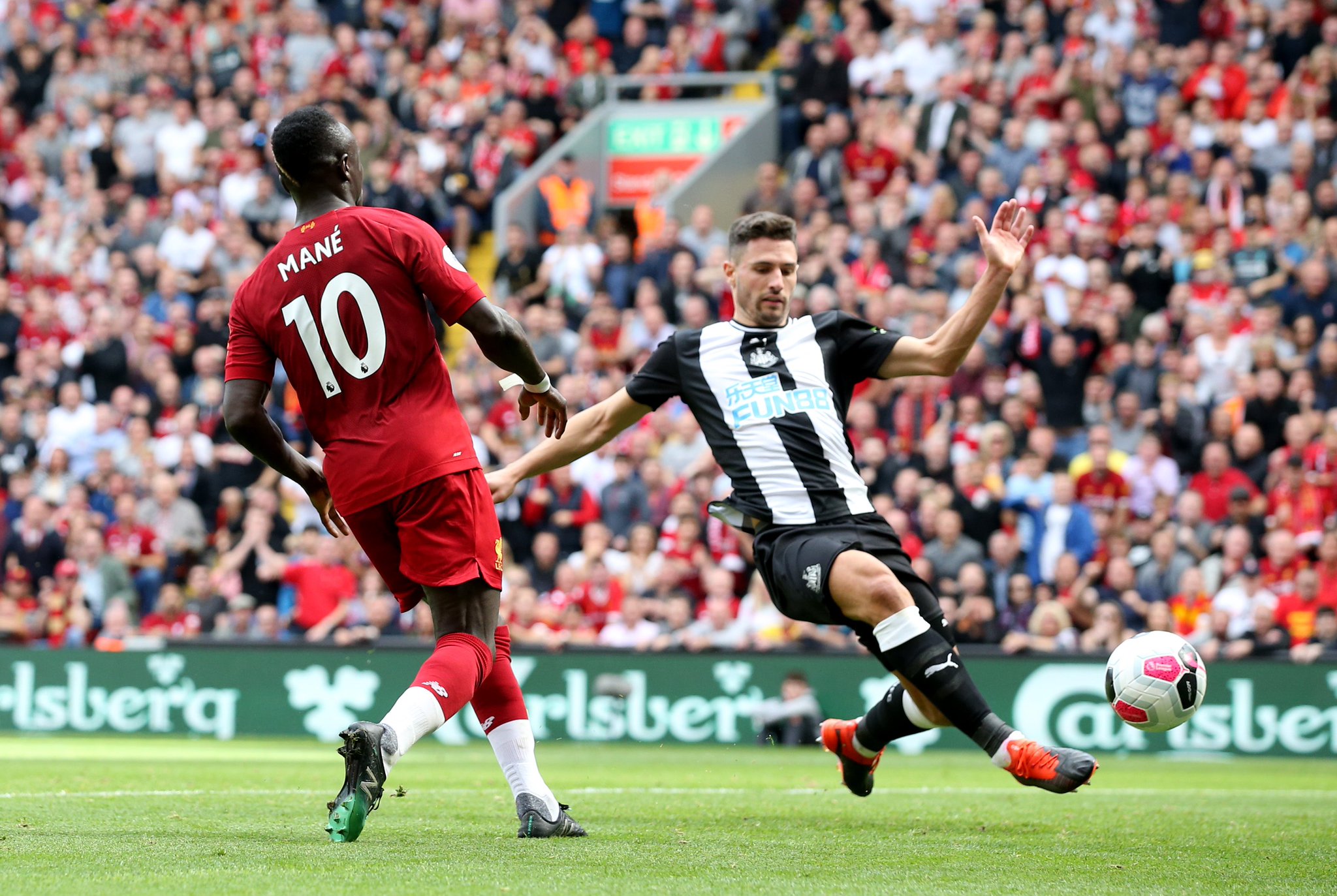 年被菲尼克 年被菲尼克